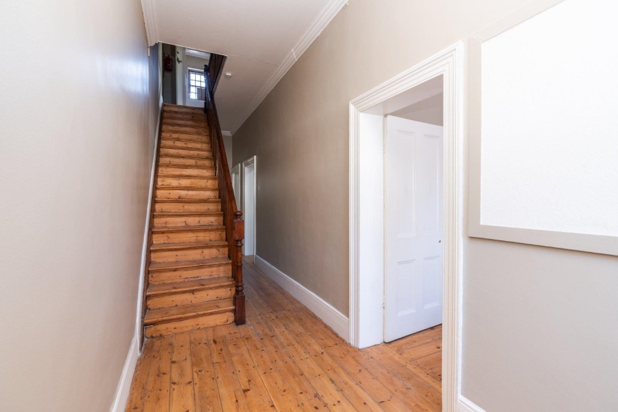 To Let commercial Property for Rent in Gardens Western Cape